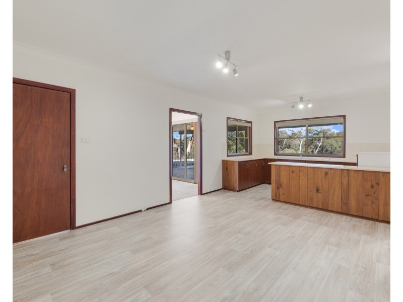 43 Perry Avenue, Springwood NSW 2777