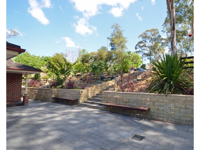 1 Shamrock Close, Winmalee NSW 2777