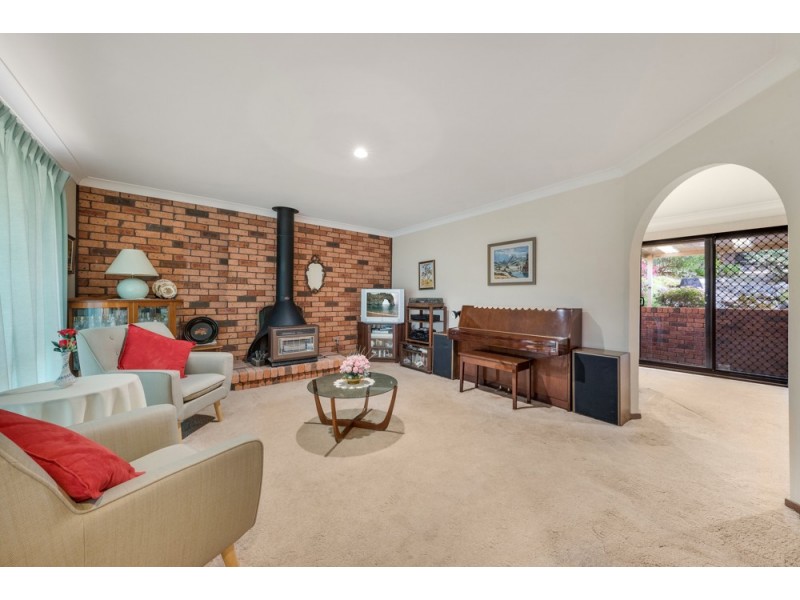 17 Lalor Drive, Springwood NSW 2777