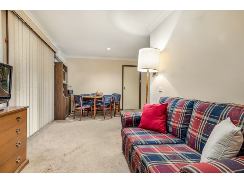 17 Lalor Drive, Springwood NSW 2777