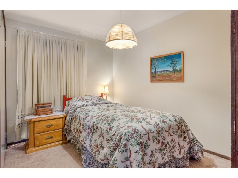 17 Lalor Drive, Springwood NSW 2777