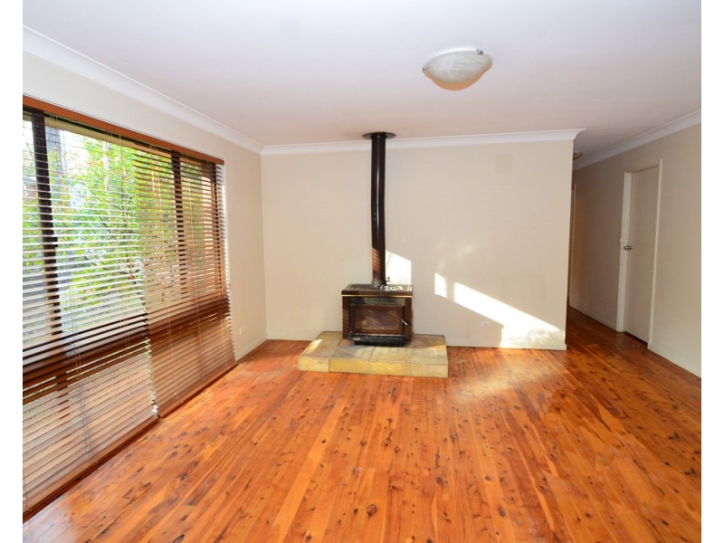 6 Kent St, Winmalee NSW 2777