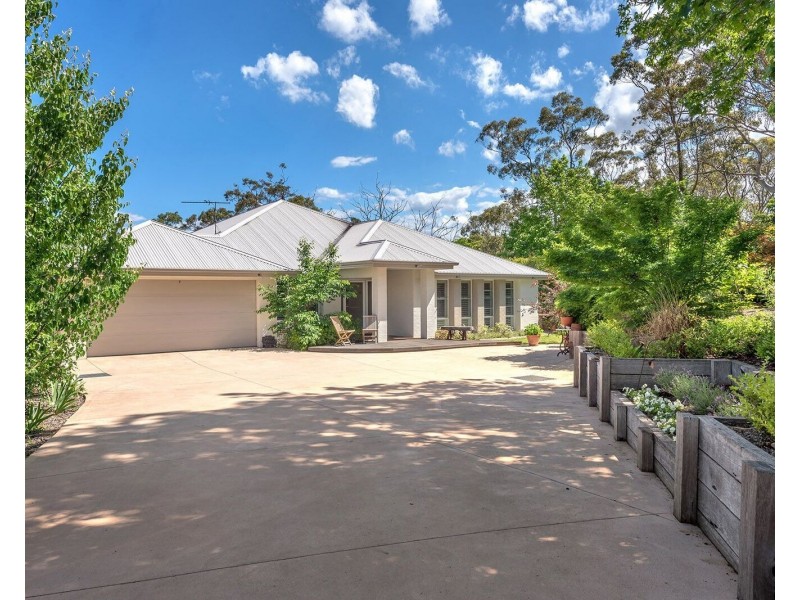 75A Chapman Parade, Faulconbridge NSW 2776