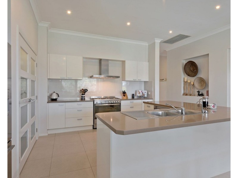 75A Chapman Parade, Faulconbridge NSW 2776