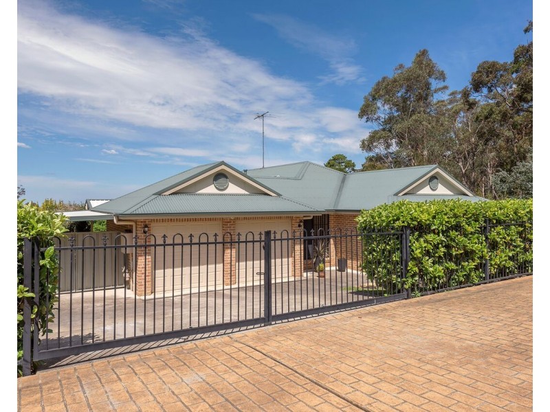 17 Roberts Road, Lawson NSW 2783