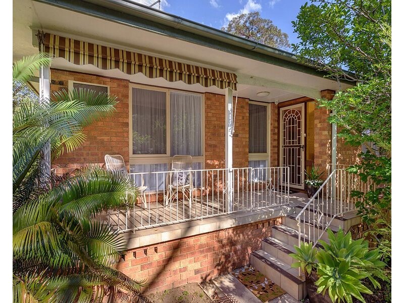 2 Picnic Glen, Springwood NSW 2777