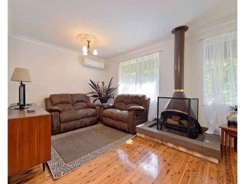 2 Picnic Glen, Springwood NSW 2777