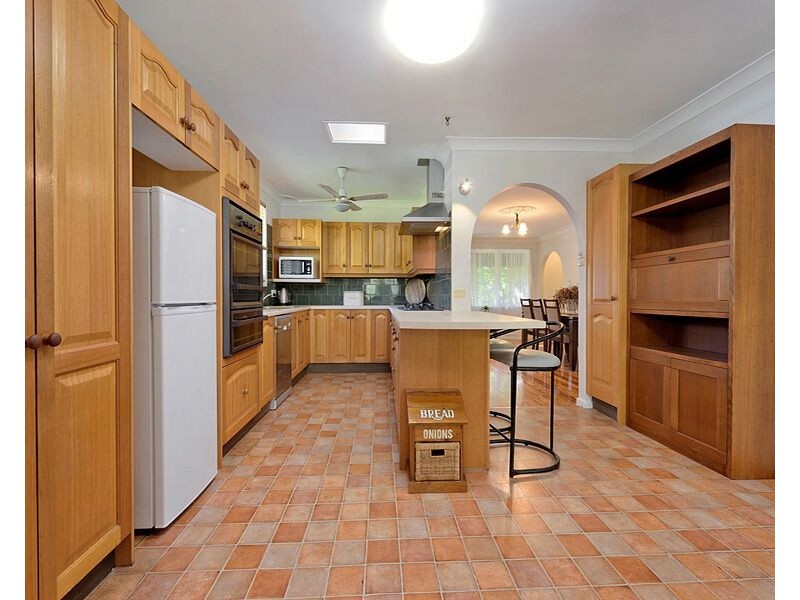 2 Picnic Glen, Springwood NSW 2777