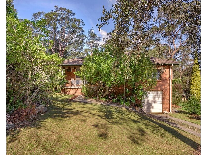 2 Picnic Glen, Springwood NSW 2777