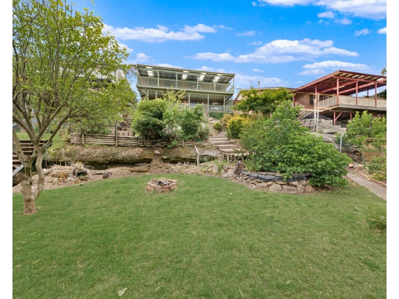 22 Fairways Crescent, Springwood NSW 2777