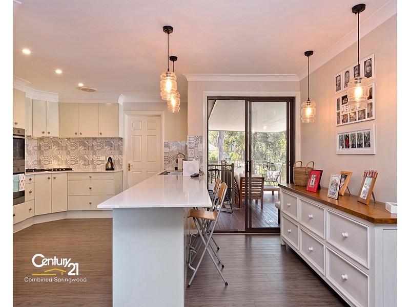 15 Colville Rd, Yellow Rock NSW 2777