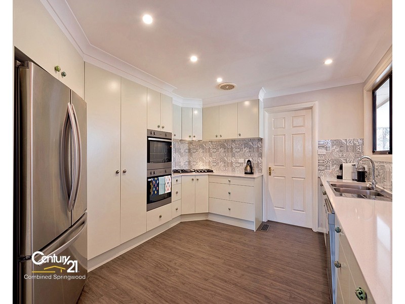 15 Colville Rd, Yellow Rock NSW 2777