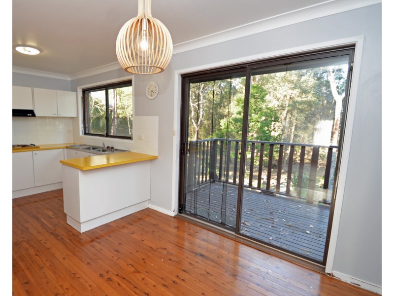 25 Boronia Cr, Winmalee NSW 2777