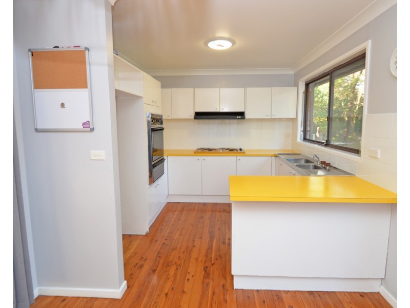 25 Boronia Cr, Winmalee NSW 2777