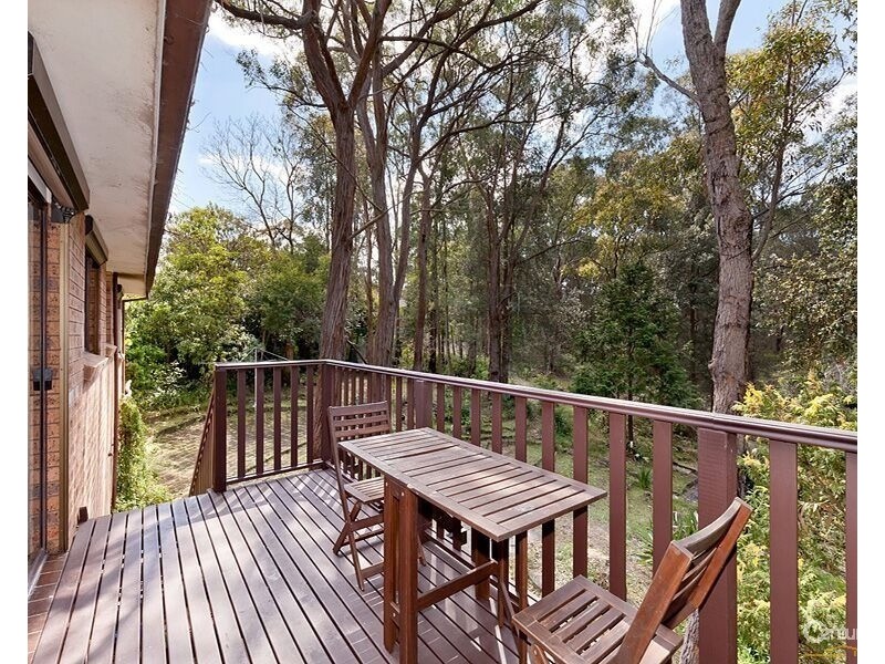 25 Boronia Cr, Winmalee NSW 2777