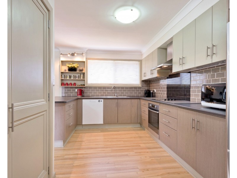 12 Boomerang Road, Springwood NSW 2777