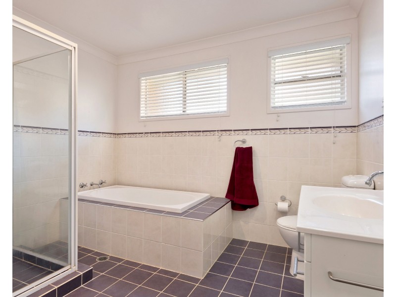 12 Boomerang Road, Springwood NSW 2777