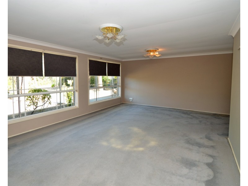 774 Hawkesbury Rd, Hawkesbury Heights NSW 2777