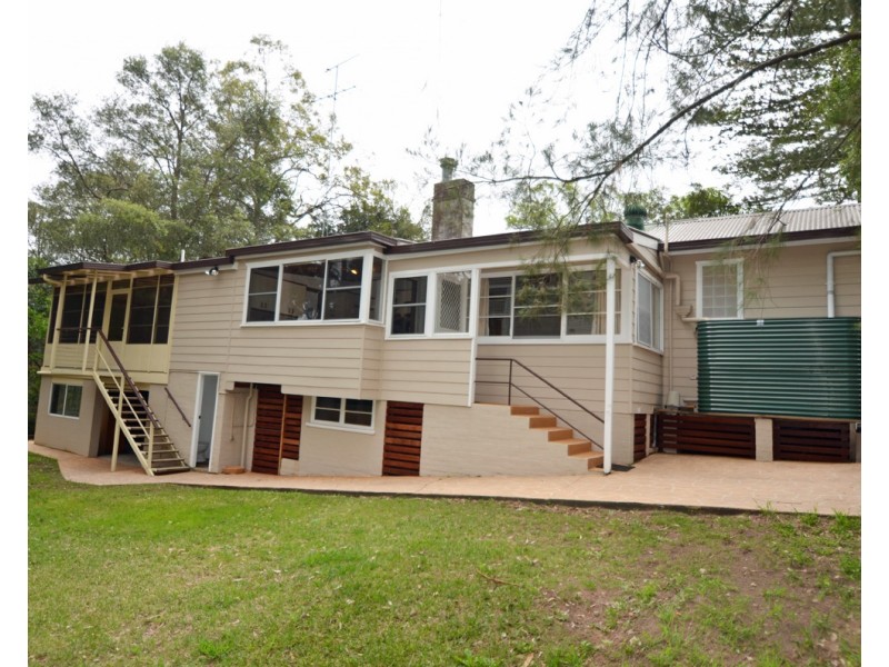 20 Moore Rd, Springwood NSW 2777