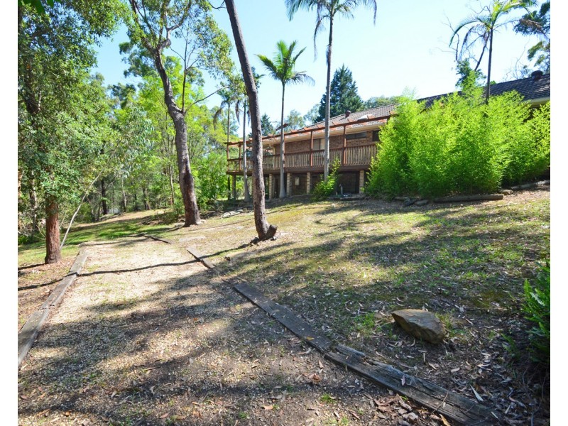 17 Edna Avenue, Springwood NSW 2777