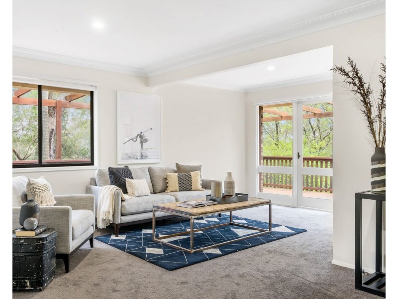 17 Edna Avenue, Springwood NSW 2777