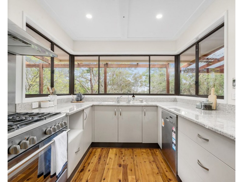 17 Edna Avenue, Springwood NSW 2777