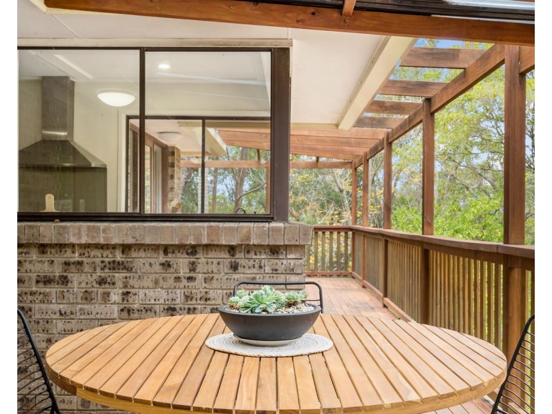 17 Edna Avenue, Springwood NSW 2777