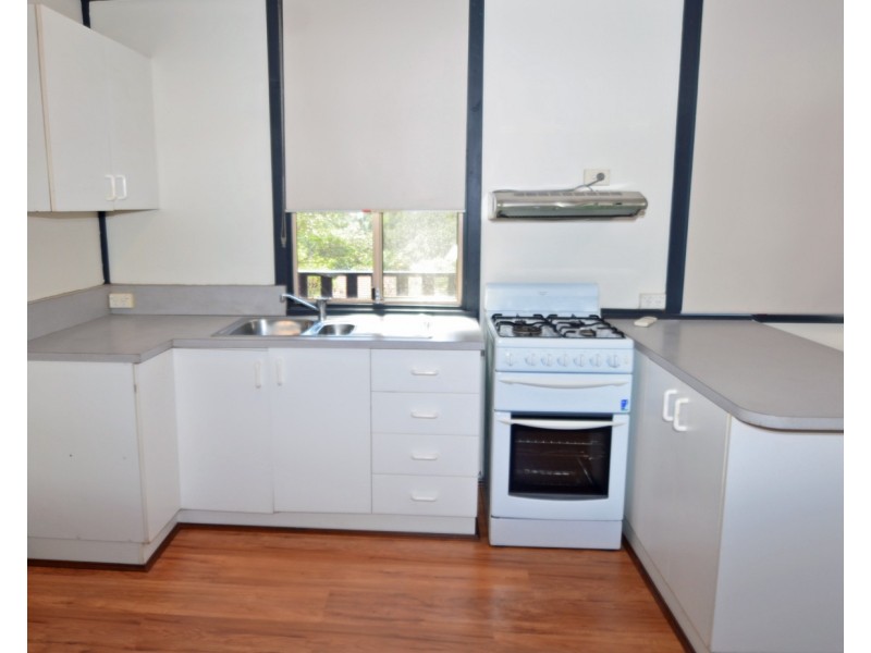 9 Clifton Ave, Faulconbridge NSW 2776