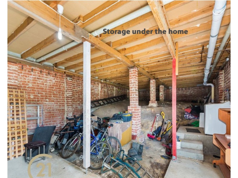 9 Clifton Ave, Faulconbridge NSW 2776