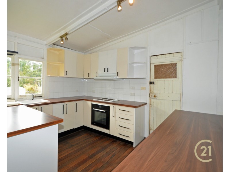 20 Clifton Ave, Faulconbridge NSW 2776