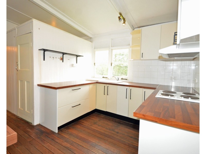 20 Clifton Ave, Faulconbridge NSW 2776