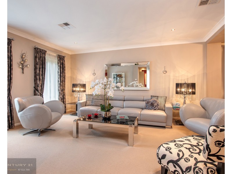 4 Lewin St, Blaxland NSW 2774