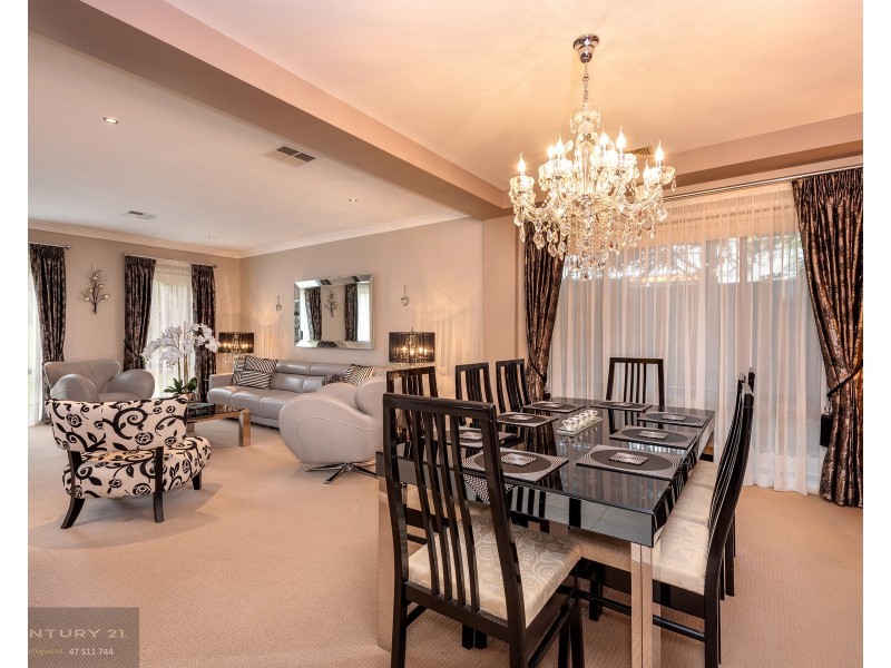 4 Lewin St, Blaxland NSW 2774