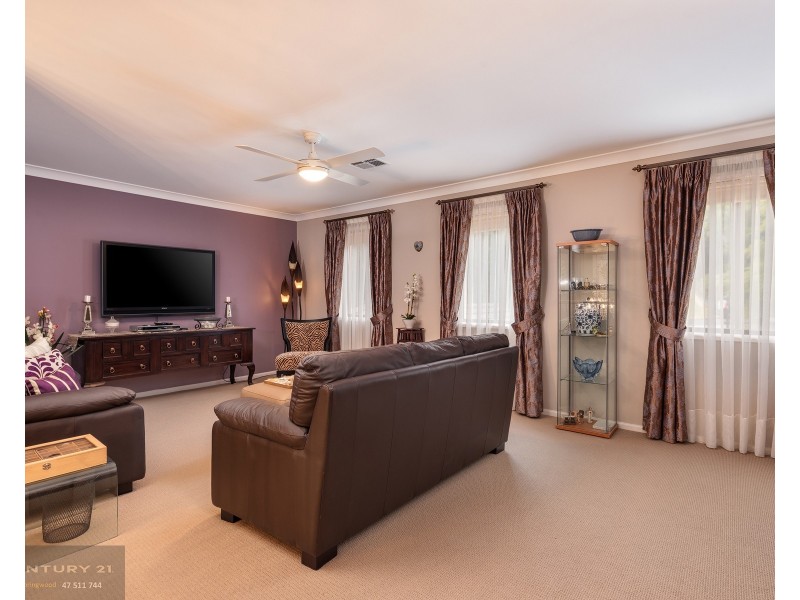 4 Lewin St, Blaxland NSW 2774