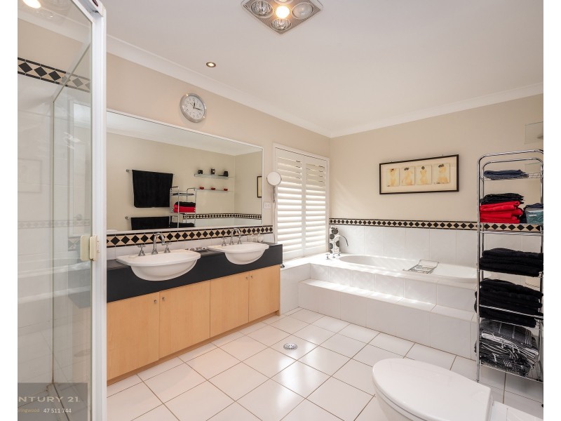 4 Lewin St, Blaxland NSW 2774