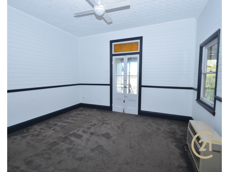 16 Springwood Ave, Springwood NSW 2777