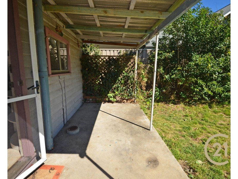 16 Springwood Ave, Springwood NSW 2777