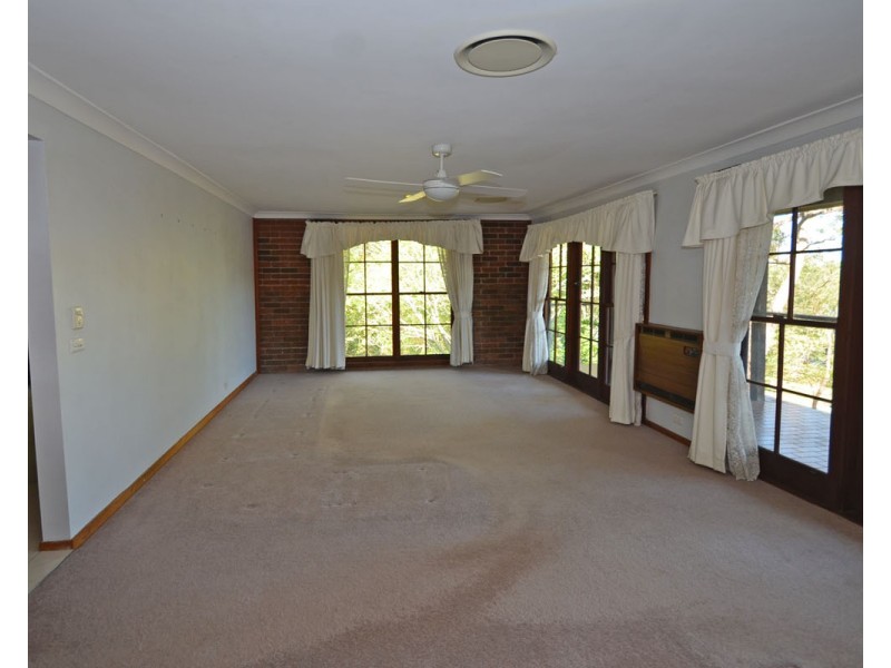 40 Perry Ave, Springwood NSW 2777