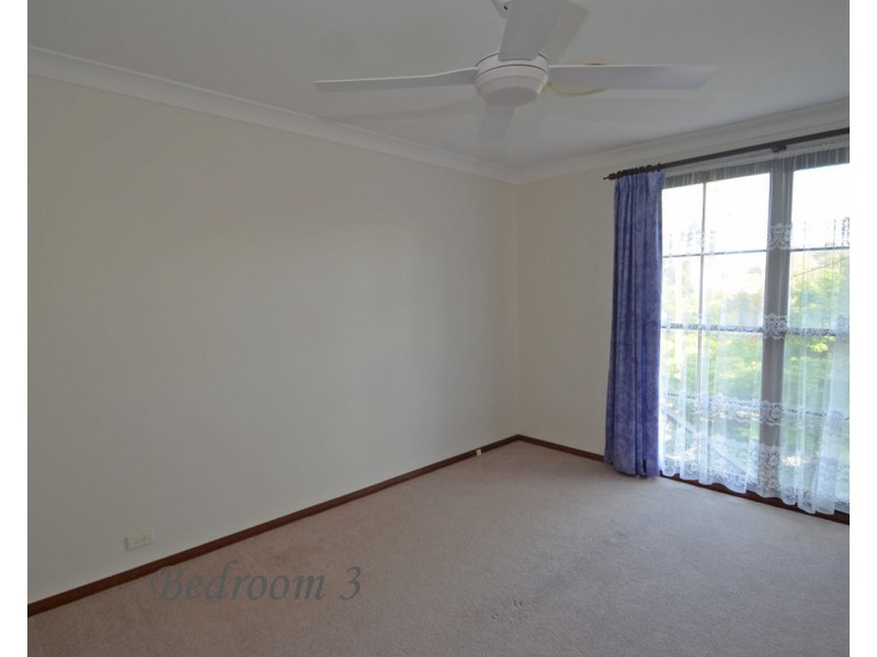 40 Perry Ave, Springwood NSW 2777