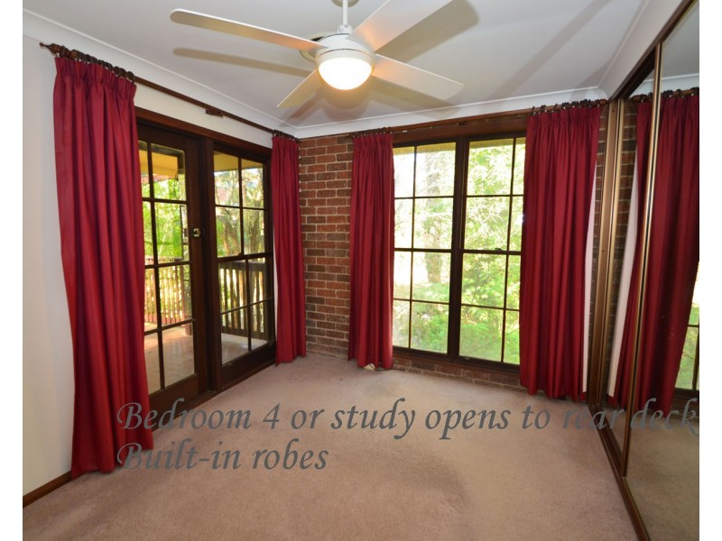 40 Perry Ave, Springwood NSW 2777