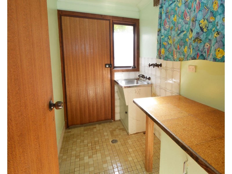 40 Perry Ave, Springwood NSW 2777