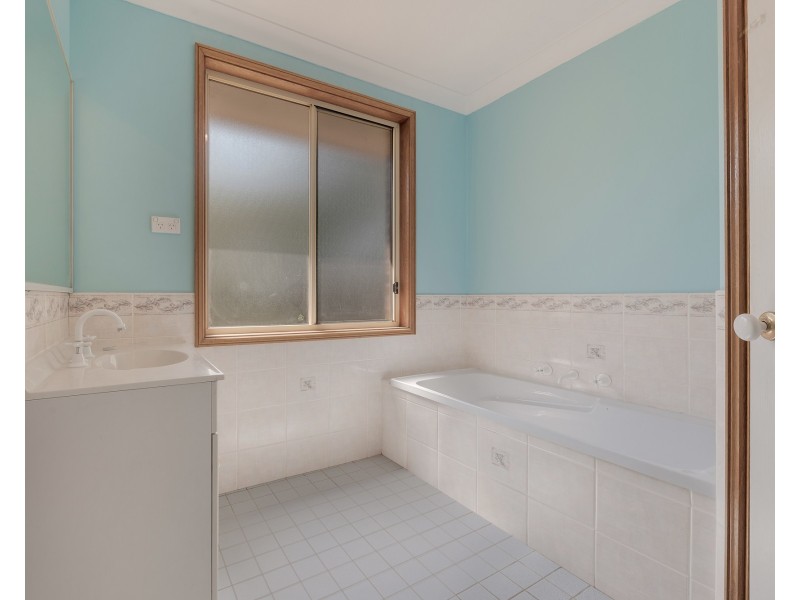 12-14 Currawong Ave, Valley Heights NSW 2777