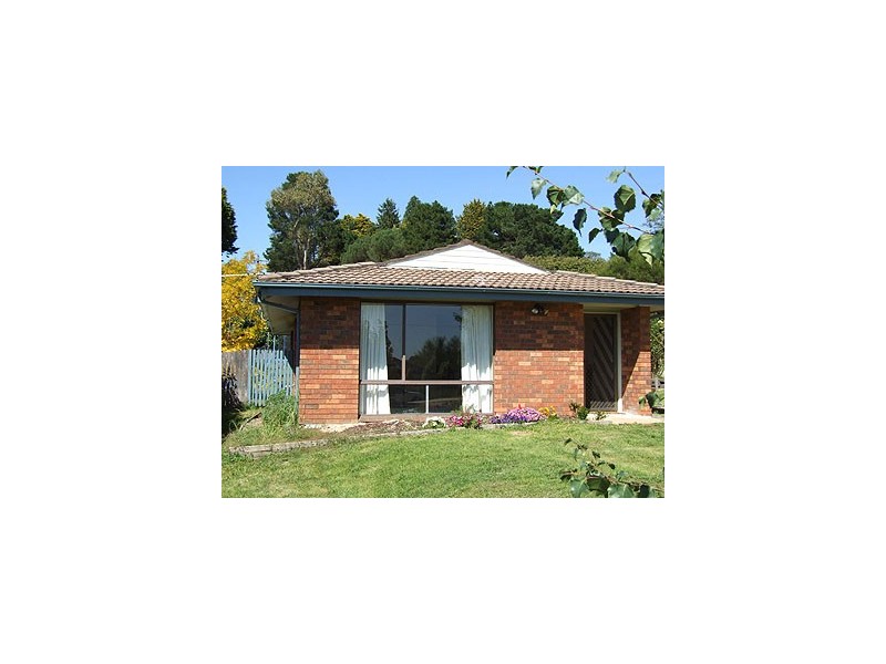 2 Mathews Rd, Mount Victoria NSW 2786