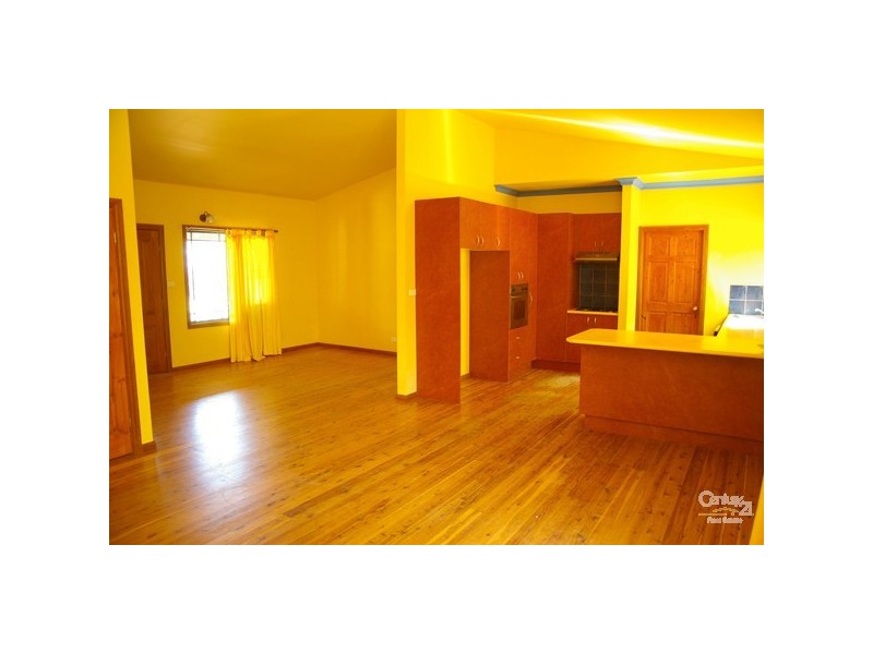 9a Wombat, Blackheath NSW 2785