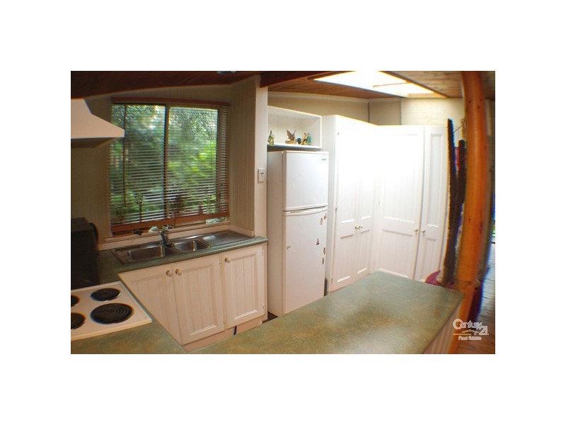 19 Lookout St, Blackheath NSW 2785