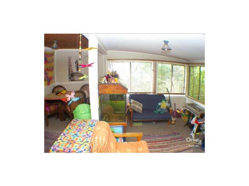 19 Lookout St, Blackheath NSW 2785