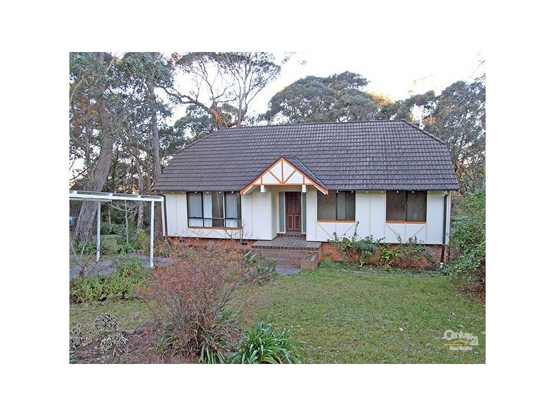 11 Lawrence St, Blackheath NSW 2785