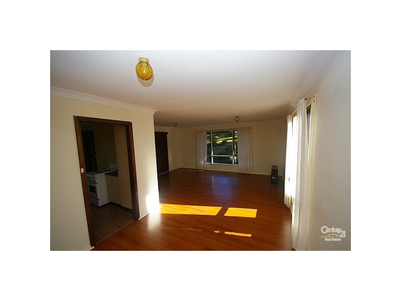 11 Lawrence St, Blackheath NSW 2785