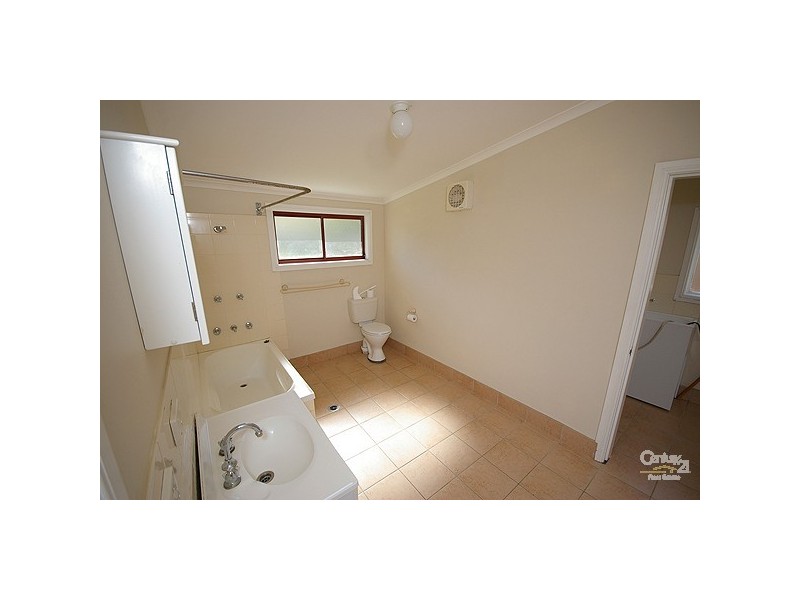 8 Brisbane St, Lithgow NSW 2790