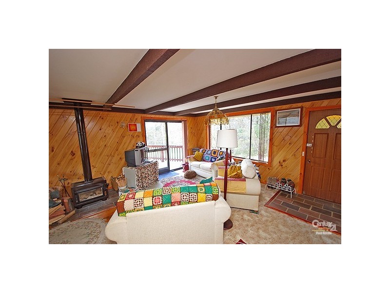 1 Belvidere Ave, Blackheath NSW 2785